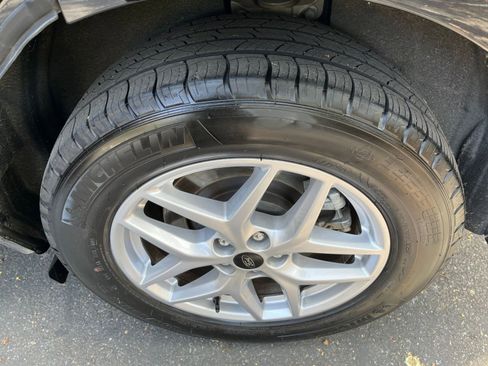 Used 2024 Ford Edge SEL image 30