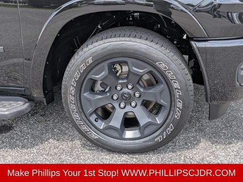 Certified 2025 RAM 1500 Big Horn AWD/4WD image 10