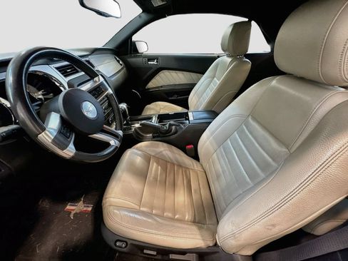 Used 2012 Ford Mustang Premium RWD image 21