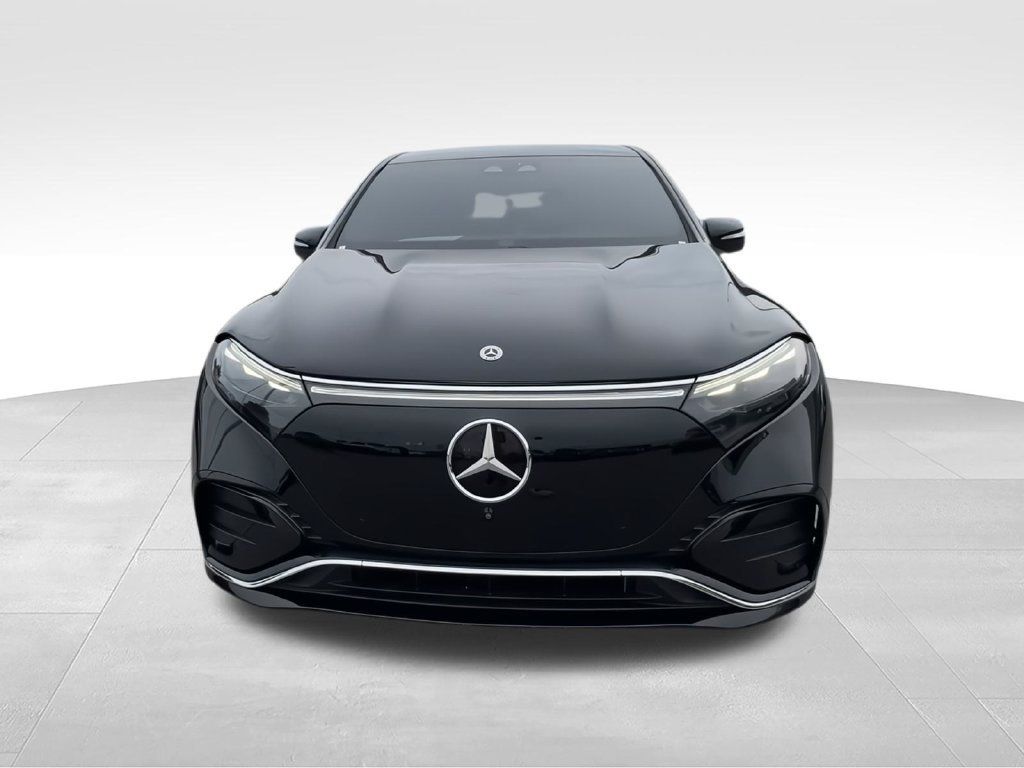 Used 2023 Mercedes-Benz EQS 450+ SUV image 3