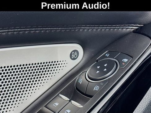 Used 2023 Ford Explorer Platinum w/ Technology Package AWD/4WD image 33