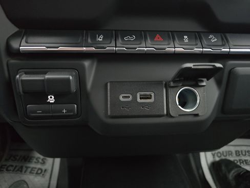 Used 2024 Chevrolet Silverado 2500 W/T w/ WT Convenience Package image 30