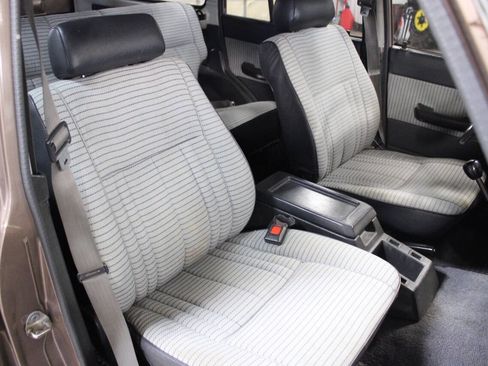 Used 1987 Toyota Land Cruiser image 27