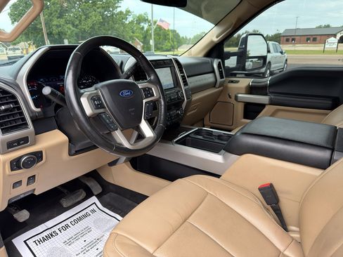 Used 2020 Ford F350 Lariat w/ Lariat Ultimate Package AWD/4WD image 15