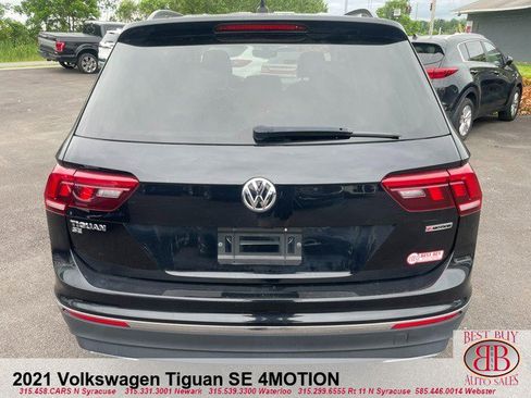 Used 2021 Volkswagen Tiguan SE image 4