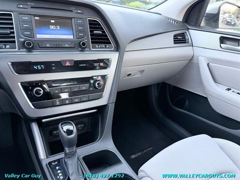 Used 2015 Hyundai Sonata SE w/ Option Group 09 image 13