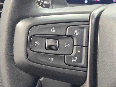 Used 2025 GMC Sierra 1500 AT4 w/ AT4 Premium Package image 38