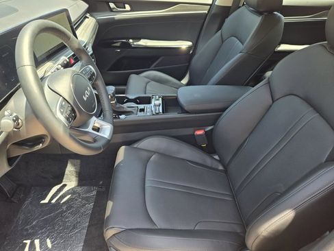 New 2025 Kia K5 EX image 8