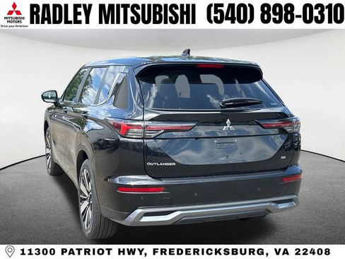 New 2026 Mitsubishi Outlander AWD image 18