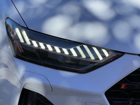 Used 2023 Audi RS 7 Sportback image 11