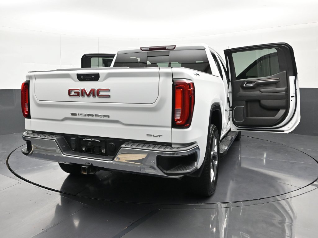 Used 2023 GMC Sierra 1500 SLT w/ SLT Premium Plus Package AWD/4WD image 34