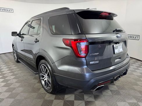 Used 2017 Ford Explorer Sport w/ Equipment Group 401A AWD/4WD image 4