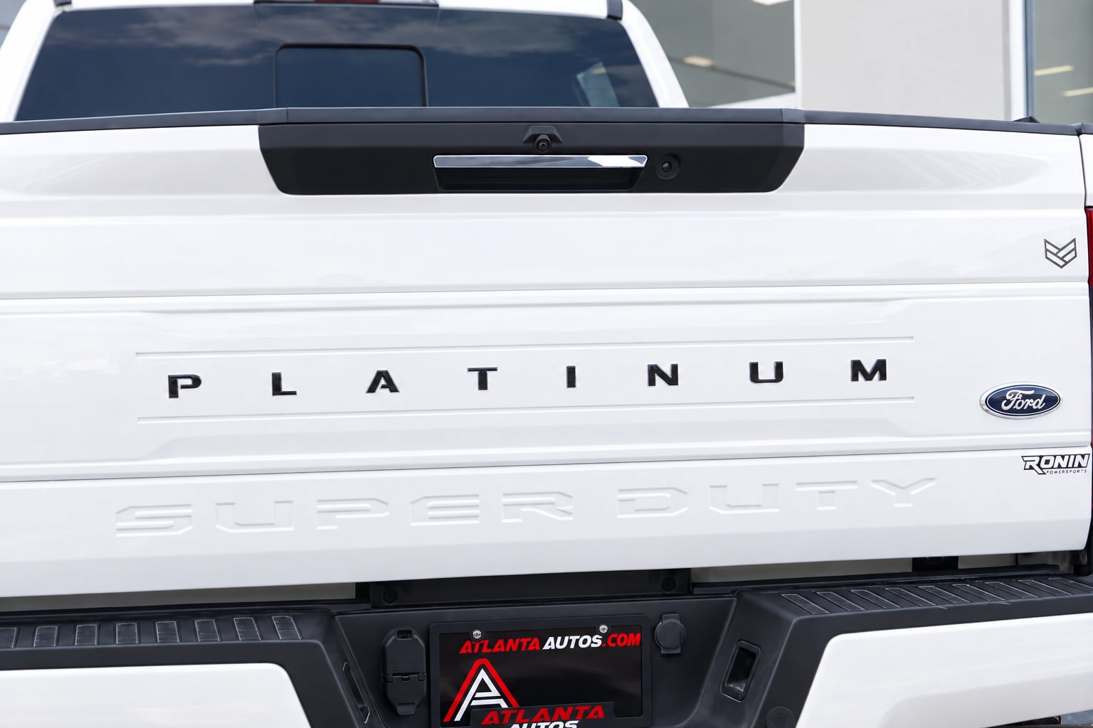 Used 2019 Ford F250 Platinum w/ Platinum Ultimate Package AWD/4WD image 18