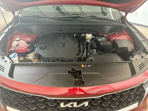 Certified 2022 Kia Sorento LX FWD image 19