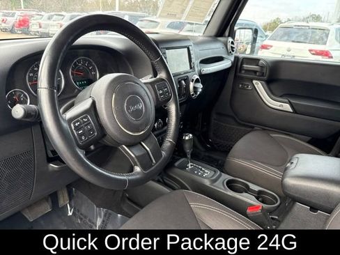 Used 2015 Jeep Wrangler Unlimited Sahara w/ Dual Top Group image 7
