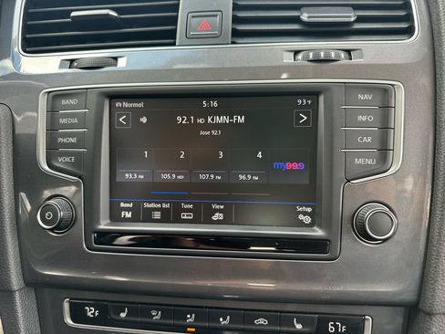 Used 2017 Volkswagen Golf Alltrack SEL AWD/4WD image 18