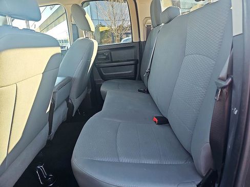 Used 2017 RAM 1500 Express image 25