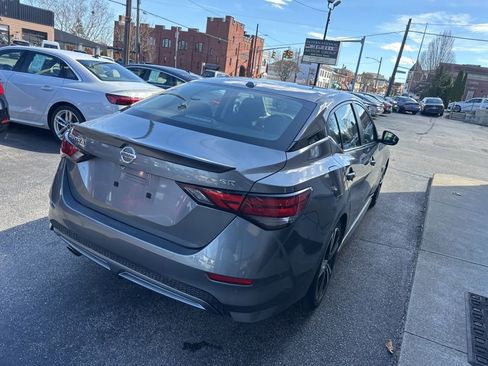 Used 2021 Nissan Sentra SR image 7
