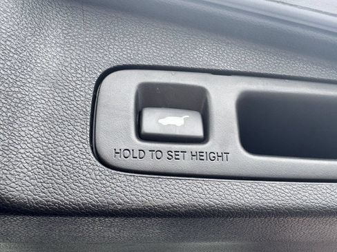 Used 2018 Honda CR-V EX-L image 16