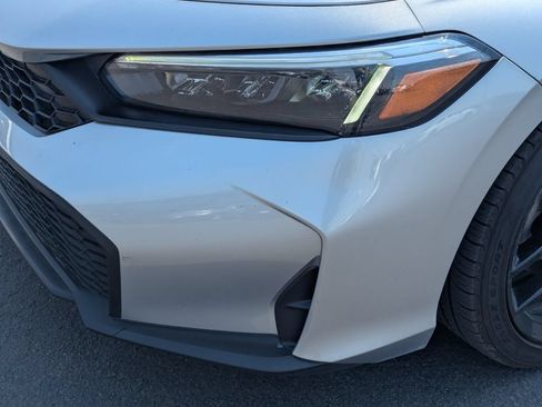 Used 2025 Honda Civic Sport image 12