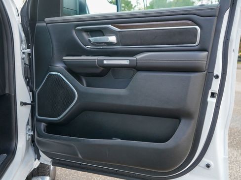 Used 2021 RAM 1500 Laramie image 9