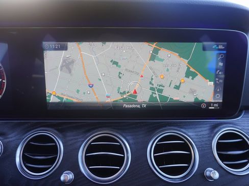 Used 2020 Mercedes-Benz E 350 Sedan image 16