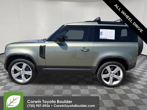 Used 2022 Land Rover Defender 90 S AWD/4WD image 4