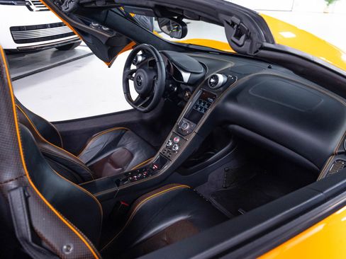 Used 2015 McLaren 650S Spider RWD image 83