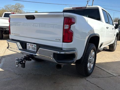 Used 2020 Chevrolet Silverado 2500 LTZ w/ LTZ Texas Edition image 3