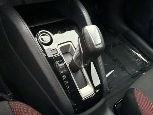 Used 2025 Nissan Versa SR w/ Trunk Package FWD image 28