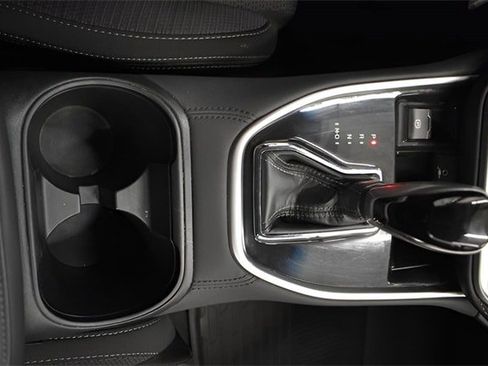 Used 2022 Subaru Outback Premium image 30