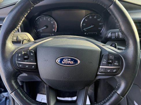 Used 2020 Ford Explorer XLT w/ Equipment Group 202A image 10