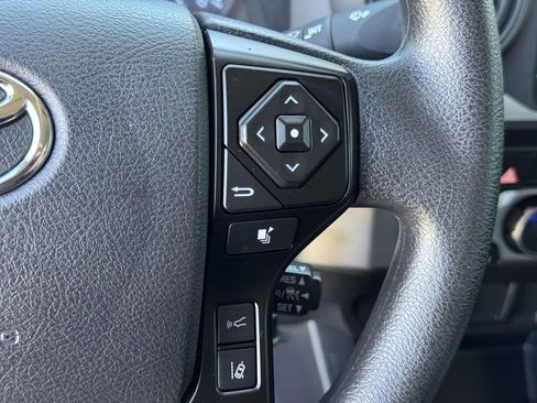 Used 2023 Toyota Tacoma SR AWD/4WD image 11