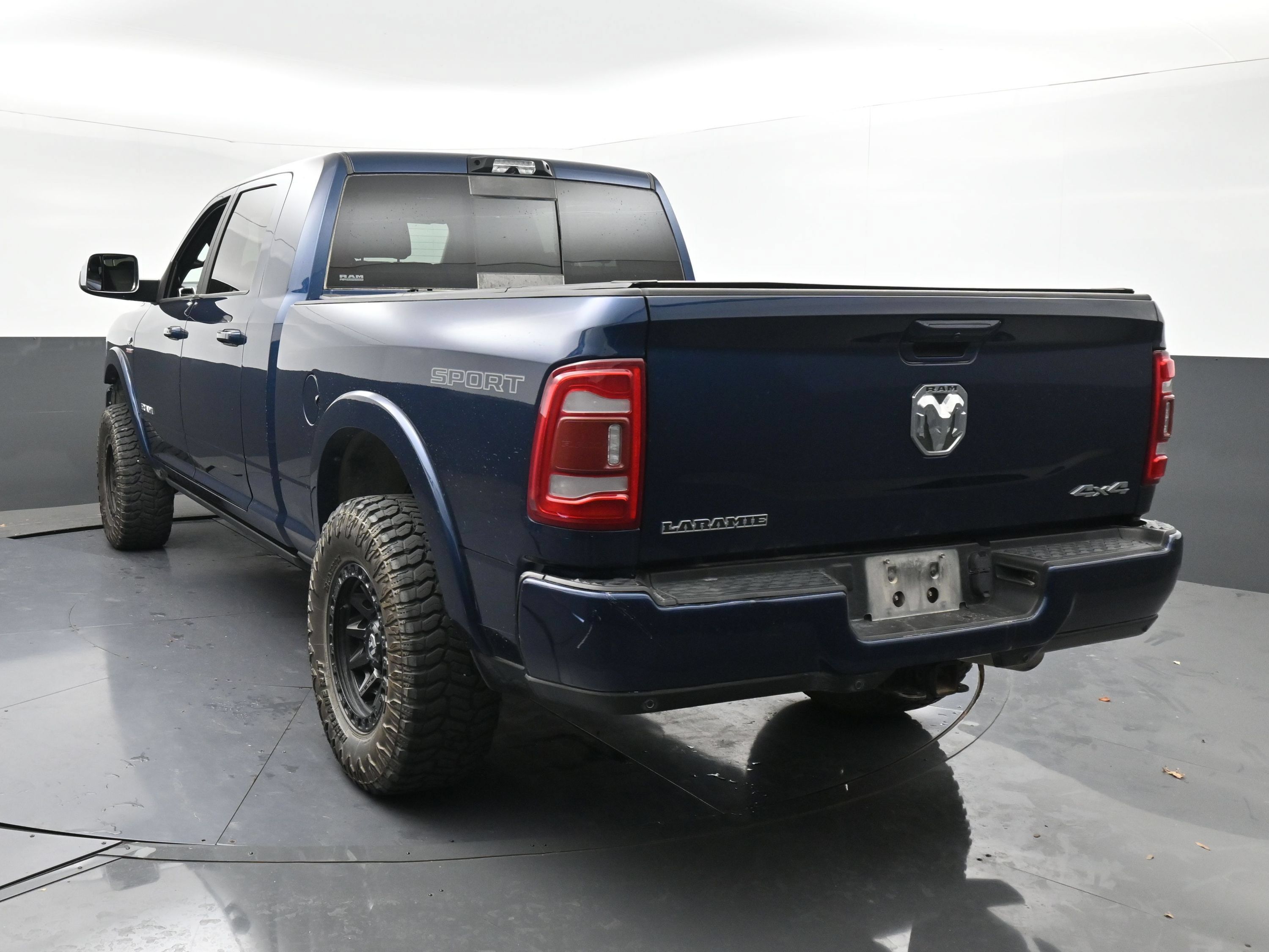 Used 2022 RAM 2500 Laramie AWD/4WD image 7