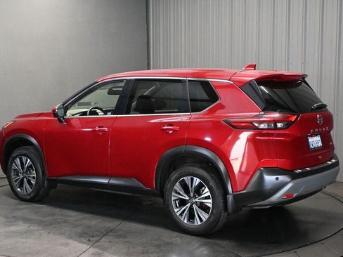 Used 2021 Nissan Rogue SV FWD image 7