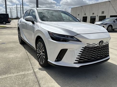 Used 2025 Lexus RX 350 Premium Plus w/ Convenience Package image 12