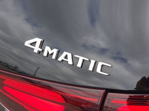 Used 2025 Mercedes-Benz GLA 250 4MATIC image 15