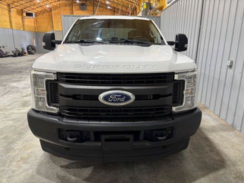 Used 2019 Ford F250 XL w/ Power Equipment Group AWD/4WD image 7