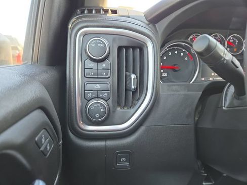 Used 2022 Chevrolet Silverado 3500 LT AWD/4WD image 21
