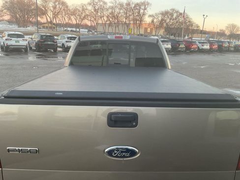 Used 2006 Ford F150 XLT image 9