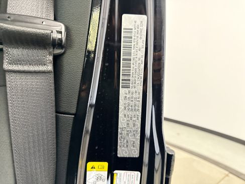 Used 2018 Jeep Wrangler Unlimited Sport S image 19