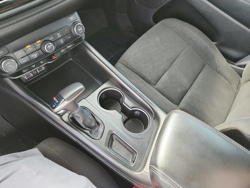 Used 2022 Dodge Durango SXT AWD/4WD image 44