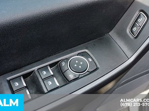 Used 2025 Ford F250 XLT image 46