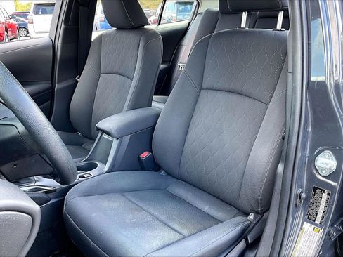 Used 2024 Toyota Corolla LE w/ LE Convenience Package image 18