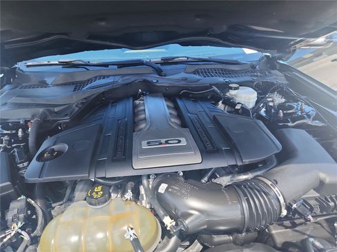 Certified 2020 Ford Mustang GT RWD image 22