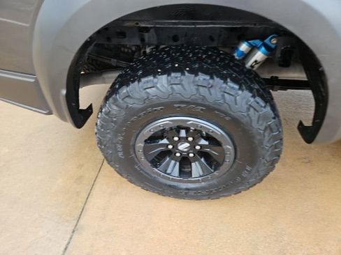 Used 2018 Ford F150 Raptor w/ Equipment Group 802A Luxury image 10