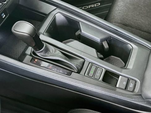 Used 2025 Honda Accord SE image 16