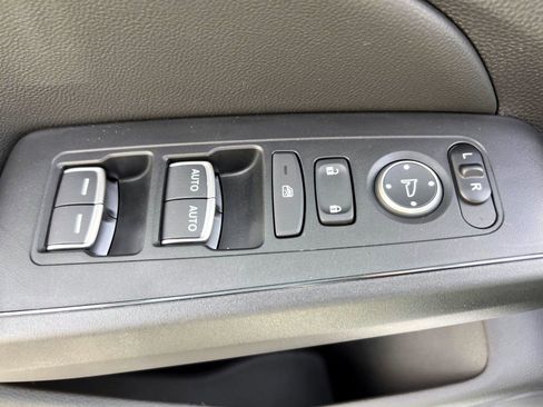 Used 2022 Honda Civic EX-L image 15