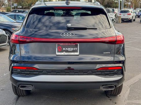 New 2025 Audi Q5 2.0T Premium image 8
