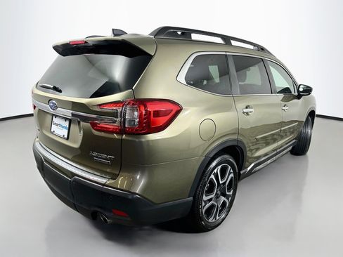 Used 2024 Subaru Ascent Touring AWD/4WD image 7